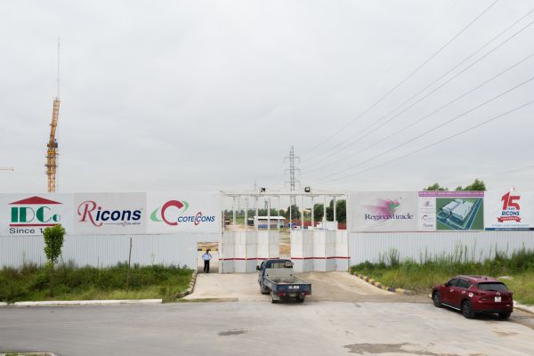 dich vu tham tu me linh