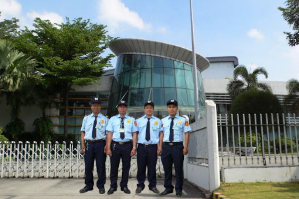 dich vu tham tu quan 9