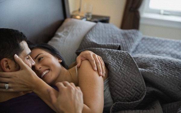 Chồng vắng nhà vợ ngoại tình Chồng vắng nhà vợ ngoại tình